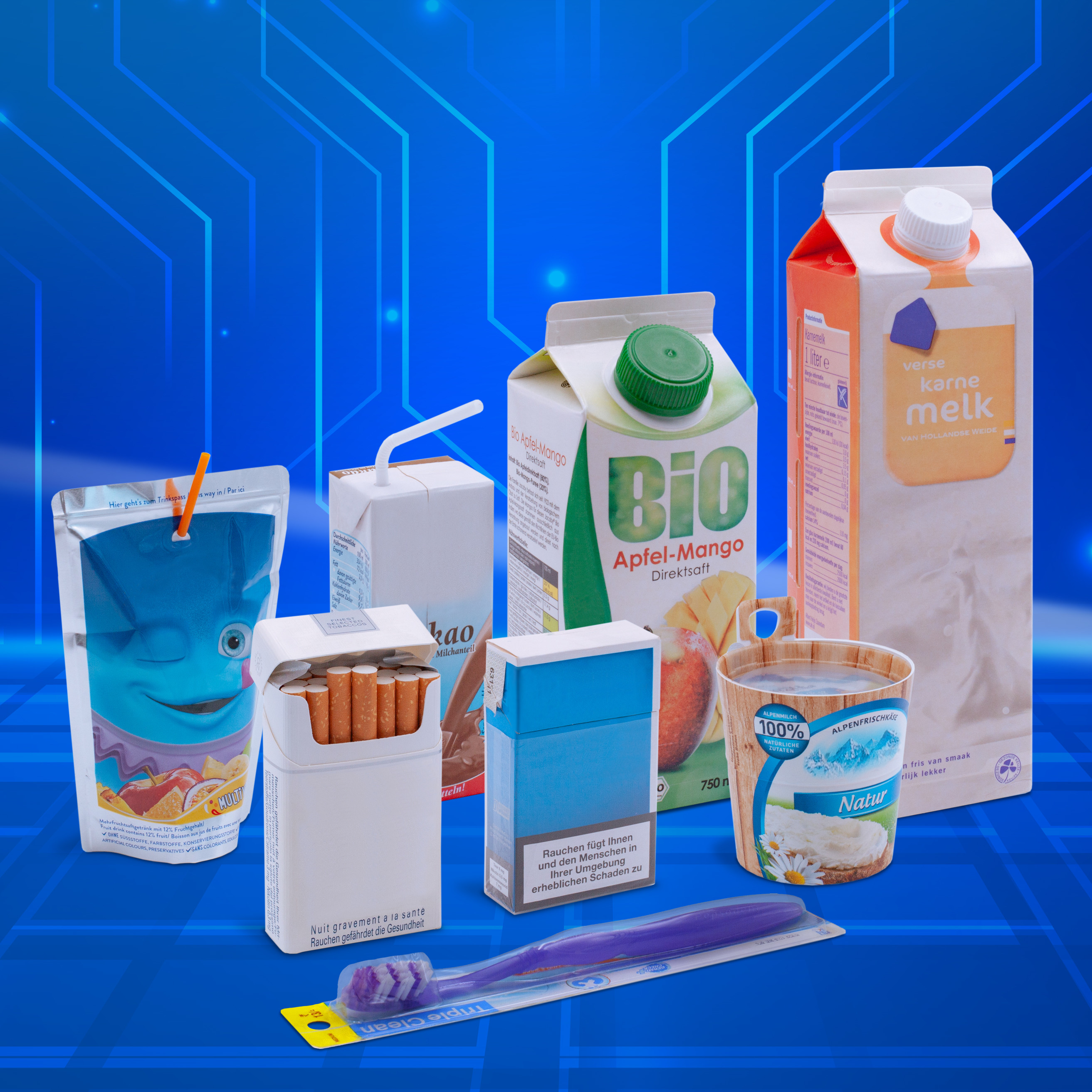 Tetrapacks, Caprisonne, Zigarettenschachteln und Pappbecher auf futuristischem blauen Hintergrund